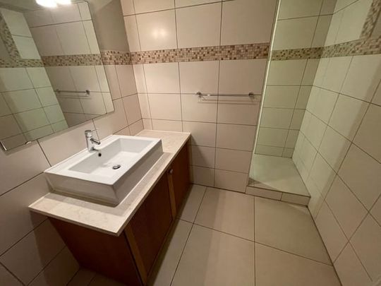 Appartement te huur - Photo 1