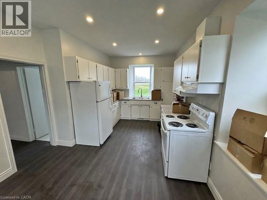 936810 BLENHEIM Road Unit# B, Plattsville, Ontario, N0J1S0 - Photo 1