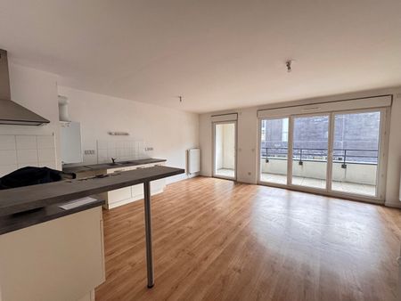 Location Appartement 4 pièces 77m² - Photo 5