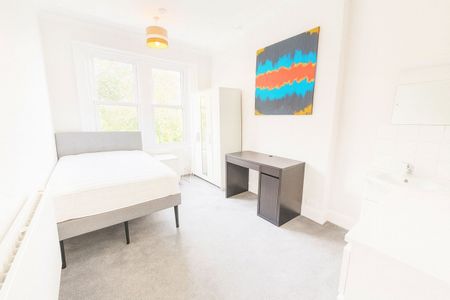 41 Carnarvon Road, Bristol, BS6 - Photo 3