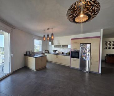 Location Appartement 4 pièces 98m² ST JULIEN EN GENEVOIS 74160 - Photo 5