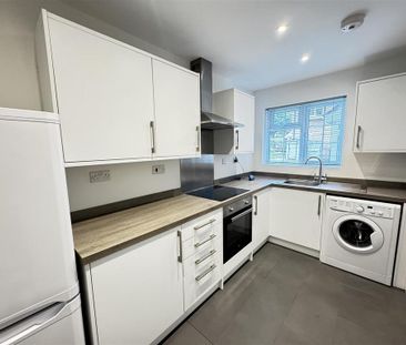 2 bedroom terraced house to rent - Photo 5