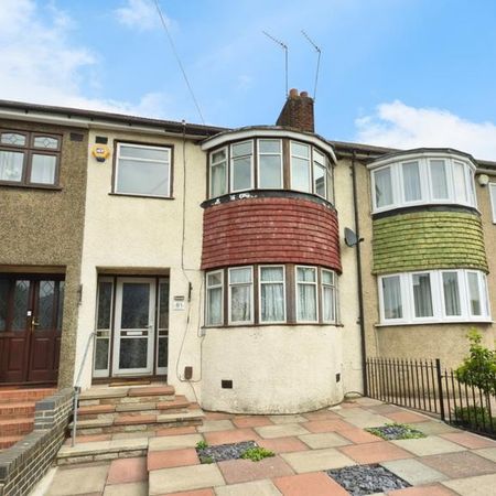 3 bedroom terraced house to rent - Photo 3