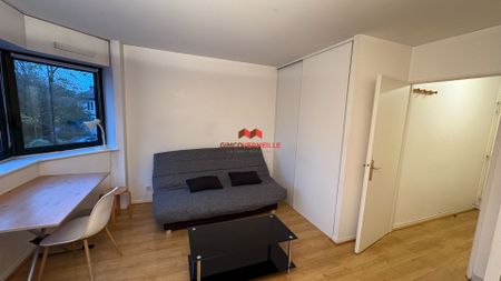 Location Appartement 1 pièce 21m² - Photo 3