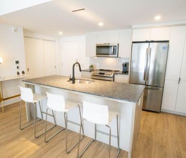 Ne payez rien jusqu'au 1er janvier 2026 ! 4 1/2 à Beauport - Condo ... - Photo 2