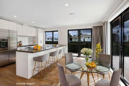 Modern and Low Maintenance - Photo 5