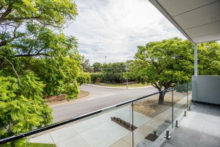 92A Birdwood Street, Innaloo, WA - Photo 4