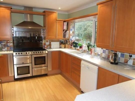 Room in a Shared House, Brill Close, CV4 - Photo 1