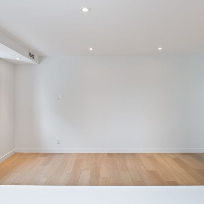 For Lease - 1730 Avenue Road Unit# 2, Toronto, Ontario - Photo 1