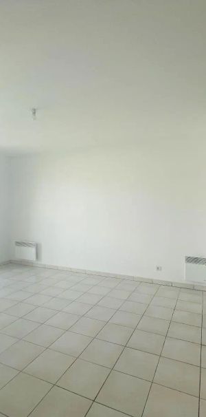 Appartement à louer 2 pièces 42.67m² - Photo 1