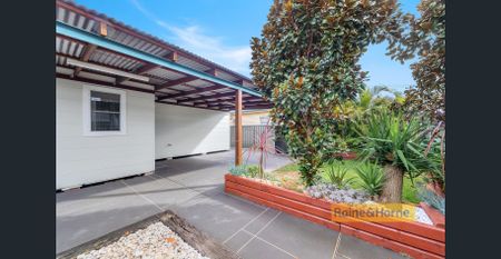 MODERN LIVING - Photo 4