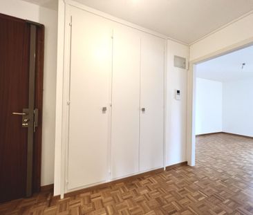 Bel appartement spacieux et rénové de 3.5 pièces, à 2 pas du CHUV - Photo 4