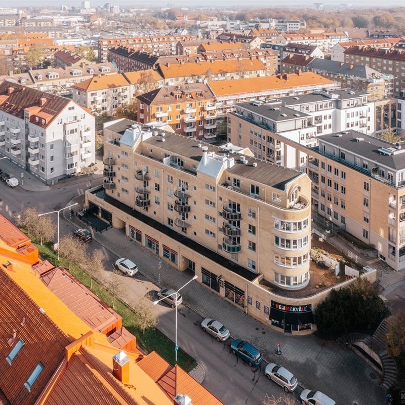 Hjälmshultsgatan 8 - Photo 2