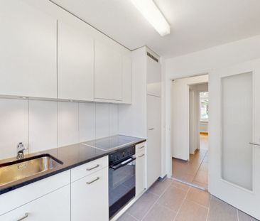Central living in Bassersdorf! - Photo 3