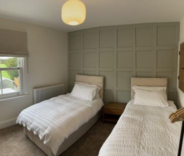 2 Bedroom Cottage - Photo 3