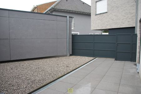 Mooi eigentijds gelijkvloers appartement/terras/staanplaats te huur - Photo 4