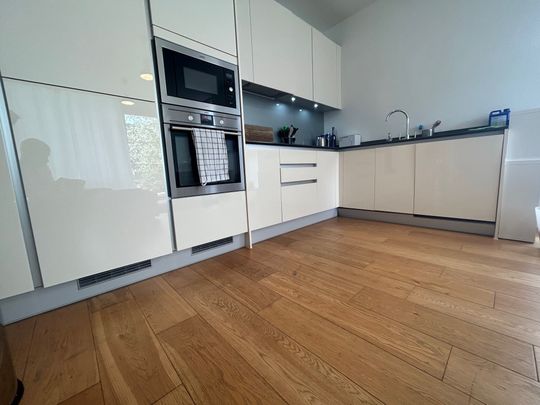 Durham Wharf Drive, Brentford - Photo 1