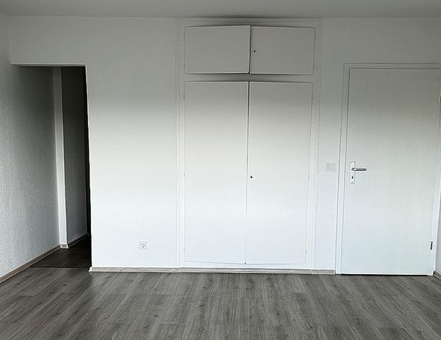 Wohnen kann so schön sein…Zwei geräumige Zimmer erwarten Sie! - Photo 1