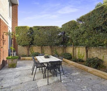 Furnished Family Townhome in Prime Position - Photo 6