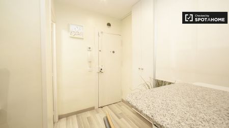 barcelona, Catalonia 08003 - Photo 5