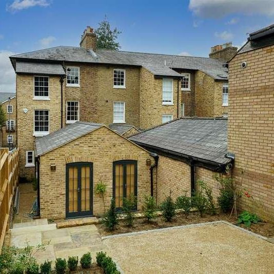 High Street, Berkhamsted, HP4 - Photo 1