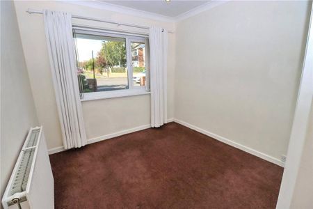 3 bedroom bungalow to rent - Photo 2
