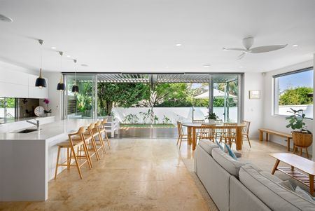 25 Grandview Grove, Seaforth NSW 2092 - House For Rent | Domain - Photo 4