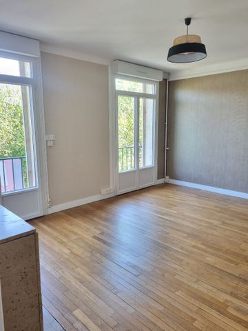 A LOUER Appartement 50000 Saint-Lô CENTRE VILLE 3 pièce(s) 85.81 m² - Photo 5
