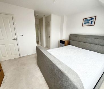 3 bedroom terraced house to rent - Photo 4