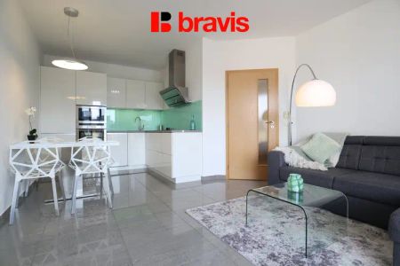 Pronájem nadstandardního bytu 2+kk, Brno – Královo Pole, Nové Semilasso – wellness a internet v ceně, balkon, klimatizace, garáž - Fotografie 2