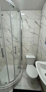 Shared house next to Newsham Park - bills included - Photo 4