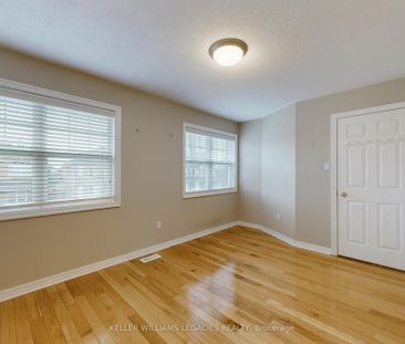 Detached Home For Lease | W8147378 - Photo 5