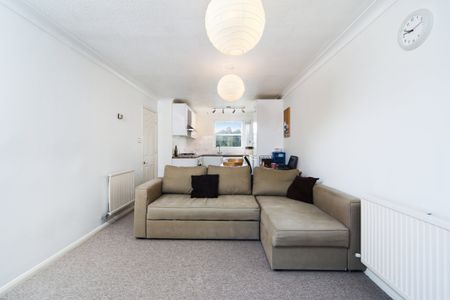 Cedar Terrace, Richmond, TW9 flat to rent - Photo 3