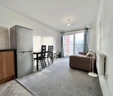 2 bedroom flat to rent - Photo 2