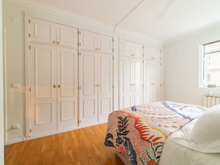 3 room luxury Apartment for rent in Alcântara, Almada, Distrito de Setúbal - Photo 4