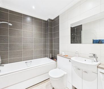 2 bedroom apartment to rent - Photo 6