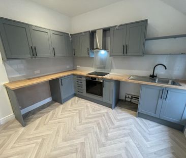 3 bedroom apartment to rent - Photo 3