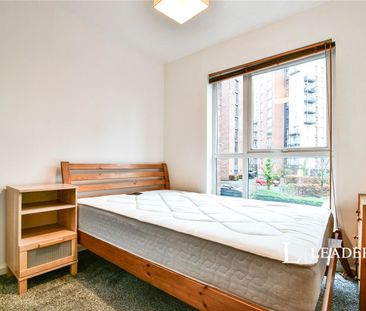 2 bedroom apartment to rent Stillwater Drive, Manchester, Greater M... - Photo 3