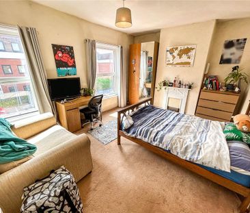 4 bedroom semi-detached house to rent - Photo 6
