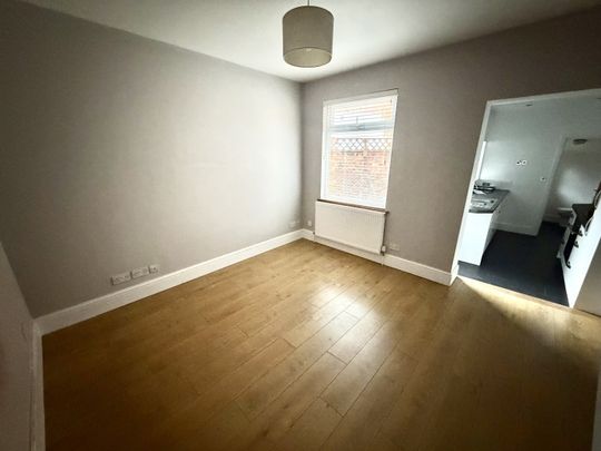 Cloutsham Street, Northampton - Photo 1