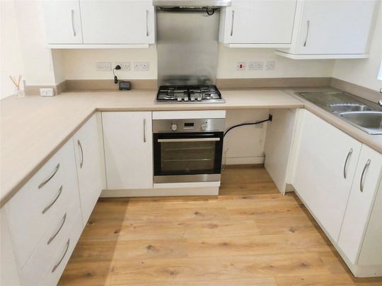 2 bedroom house to rent Lewis Crescent, Annesley, NG15 - Photo 1