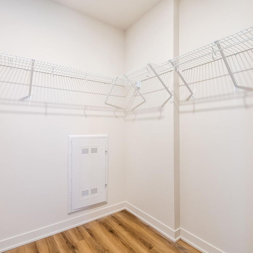 Apartments for rent in Terrebonne - Photo 1