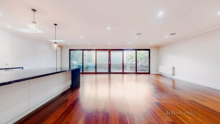 4 Bed, 3 Bath - Photo 2