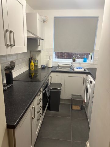 2 Bed Flat, Carlton Court, SO15 - Photo 5