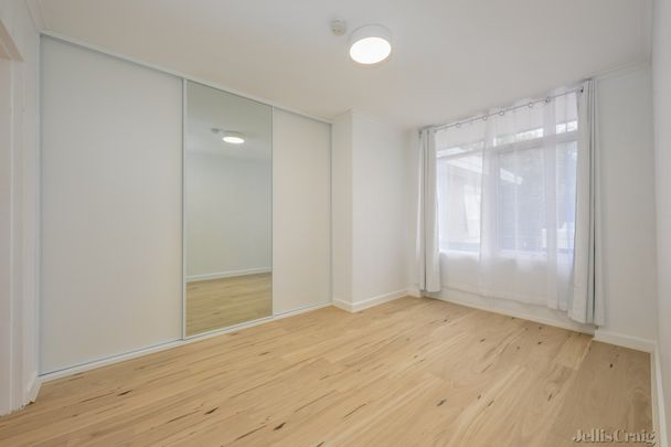 8/10 Union Street, Northcote - Photo 1