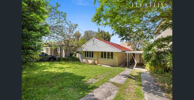 Spacious Home I Ideal Location - Photo 1