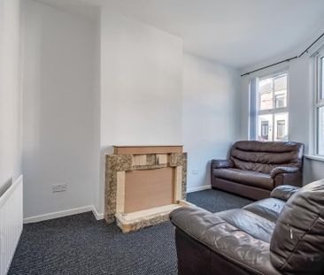 23 Lisburn Avenue, Belfast, BT9 7FX - Photo 1