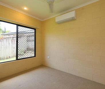 Freestanding 3 Bedroom Duplex - Double carport with Roller Door - F... - Photo 6