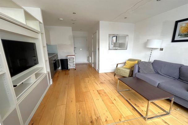 Apartment to Rent: Trident House, Station Road, UB3 - Photo 1