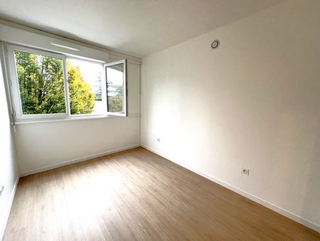 A LOUER F5 89m², GONESSE Square de la Garenne, cave privée - Photo 2